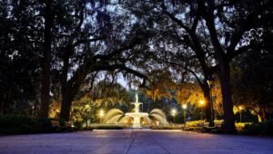 The 7 Spookiest Savannah Ghost Tours
